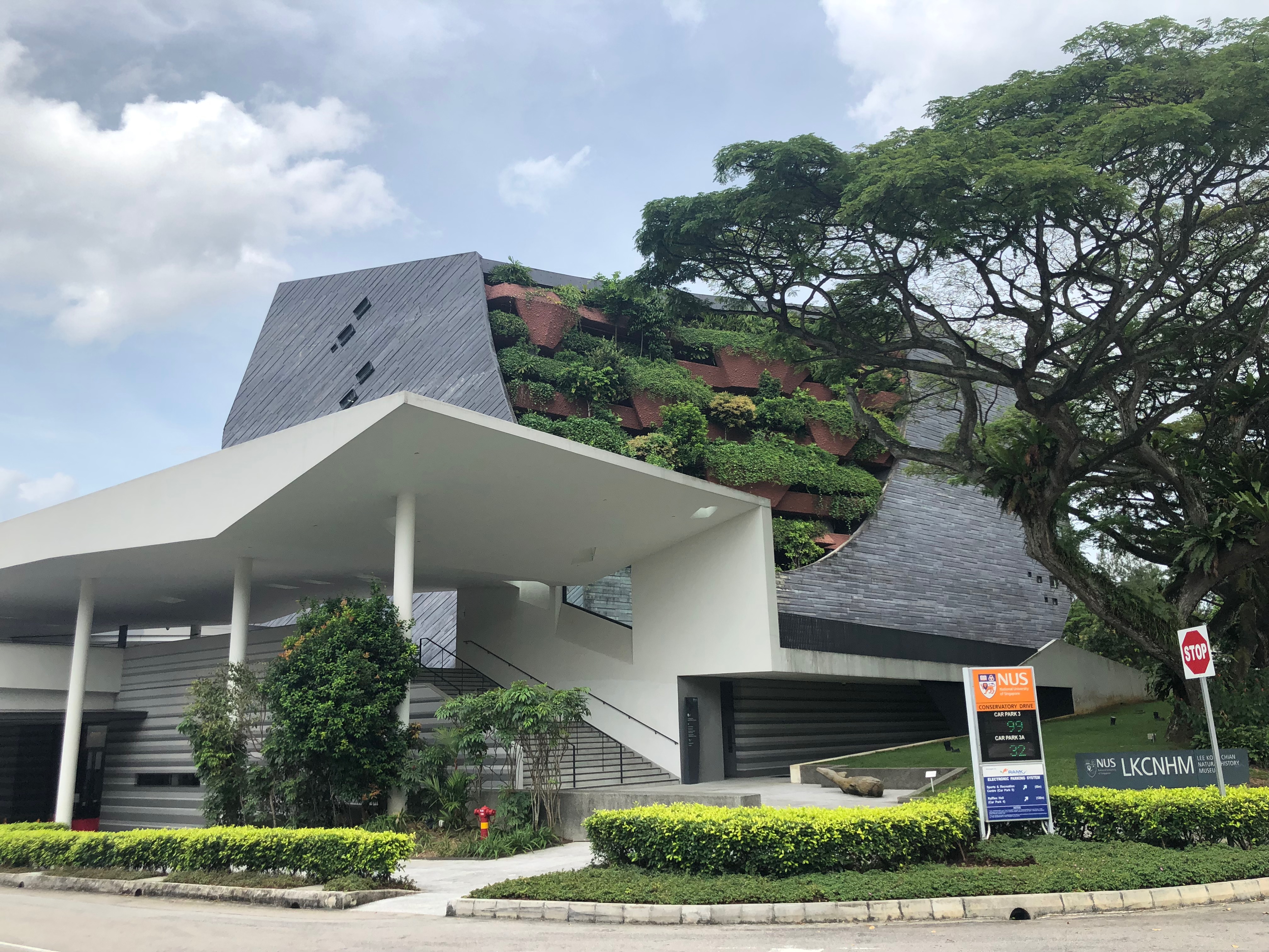 NUS Museum.JPG-3235.7kB